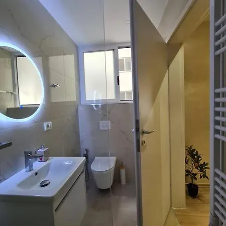 Center Cozy Modern 9/b Apartamento *